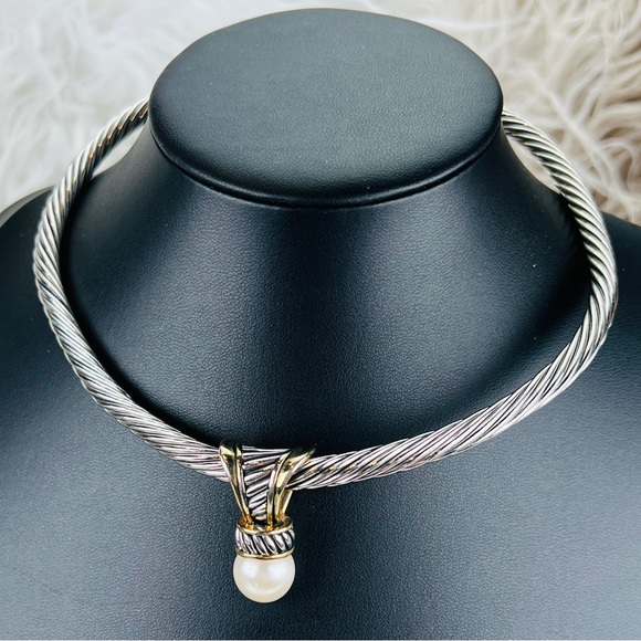 Vintage aged Silvertone, faux pearl weighted bendable choker necklace - Picture 1 of 6